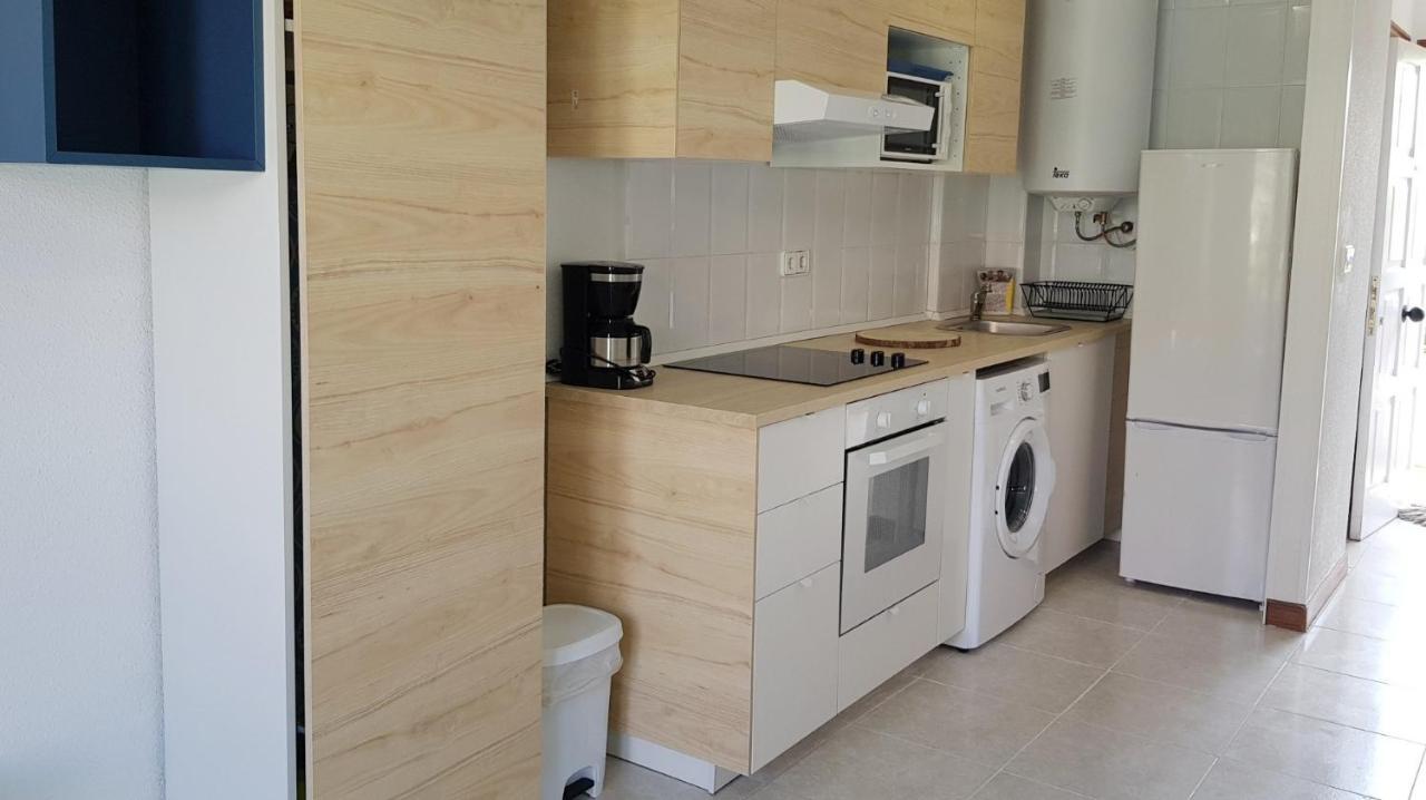 Ria De Ajo Appartement Isla Plana Buitenkant foto