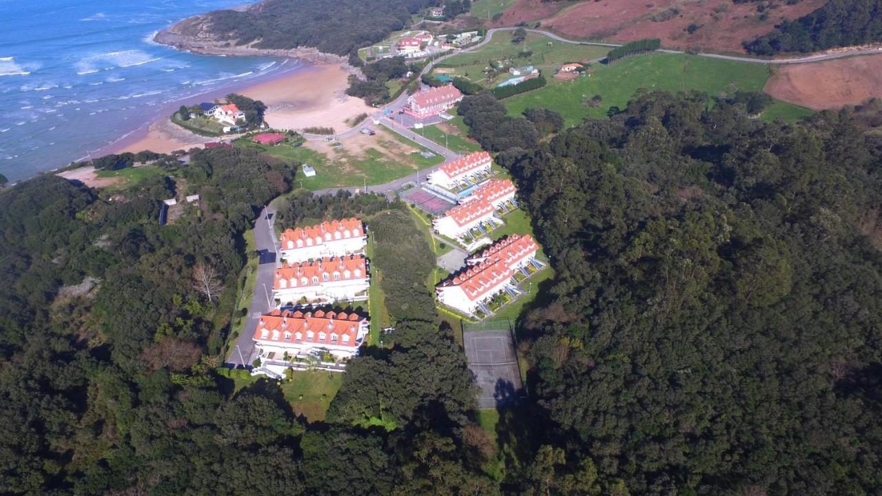 Ria De Ajo Appartement Isla Plana Buitenkant foto