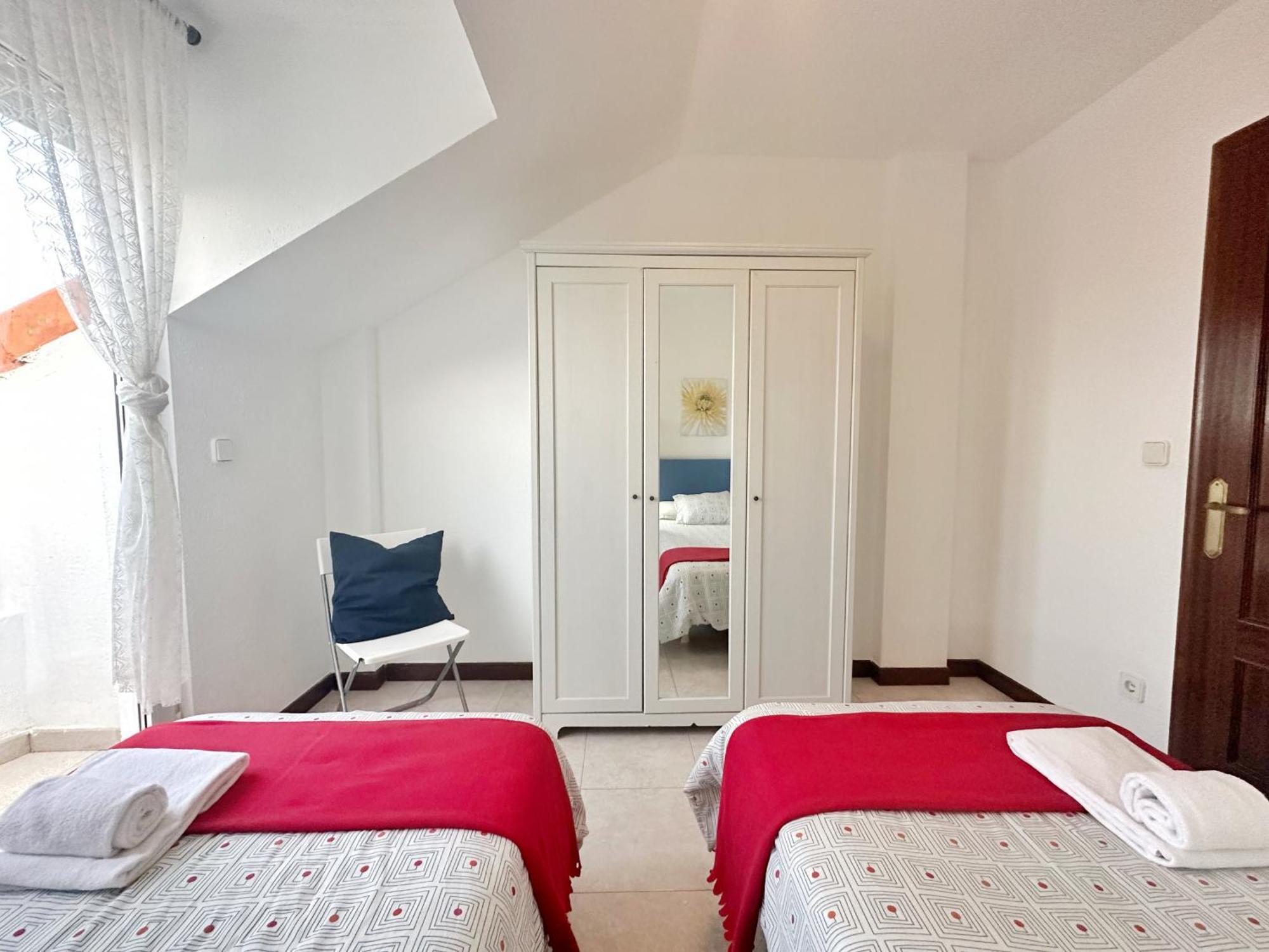 Ria De Ajo Appartement Isla Plana Buitenkant foto