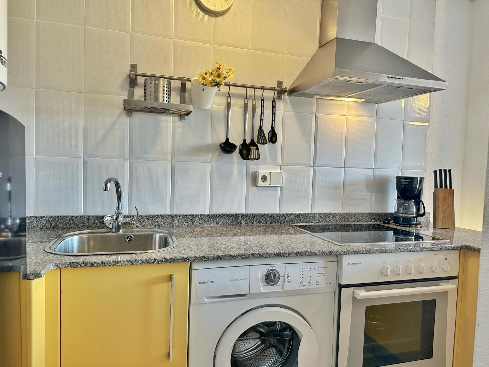 Ria De Ajo Appartement Isla Plana Buitenkant foto