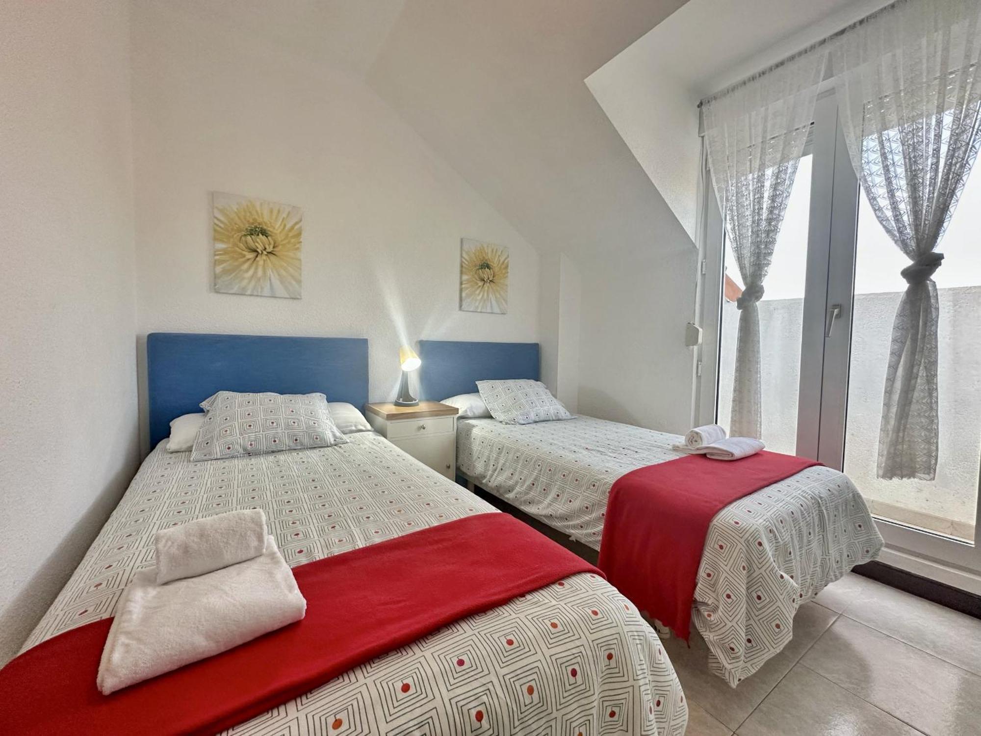 Ria De Ajo Appartement Isla Plana Buitenkant foto